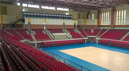 專業(yè)看臺(tái)座椅如何制造？四大核心步驟揭秘